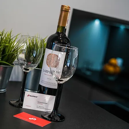 Apartment Rentplanet - Odra Tower Wroclaw