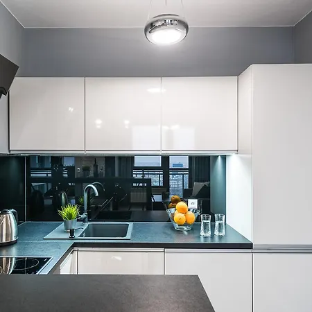 Rentplanet - Odra Tower Apartment Wroclaw